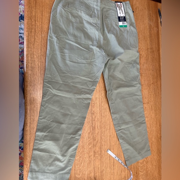 GAP NWT Slim Ankle Pants green 26.5” inseam size 12, 16”Waist - Picture 2 of 9